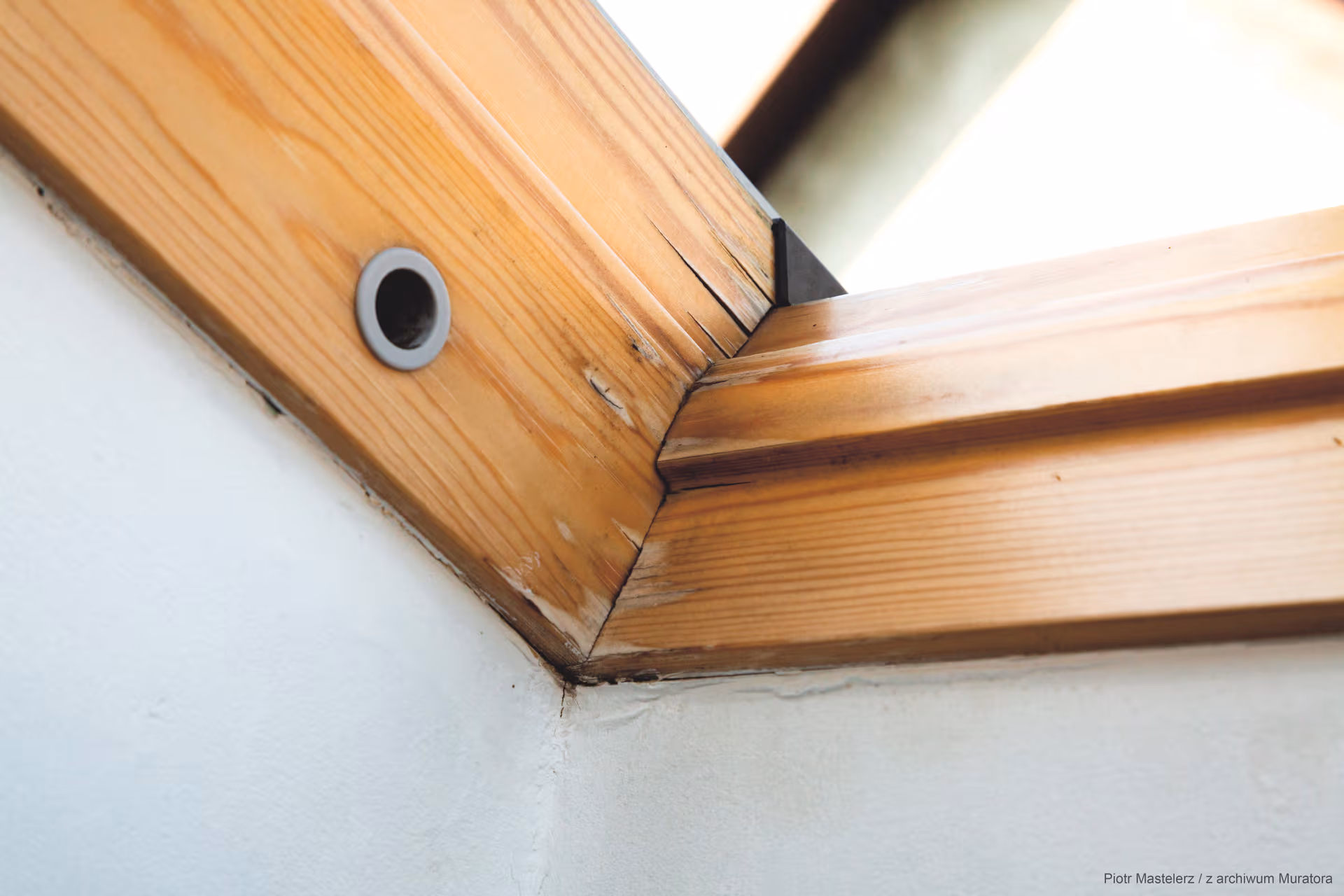 Altes Dachfenster vor dem Austausch